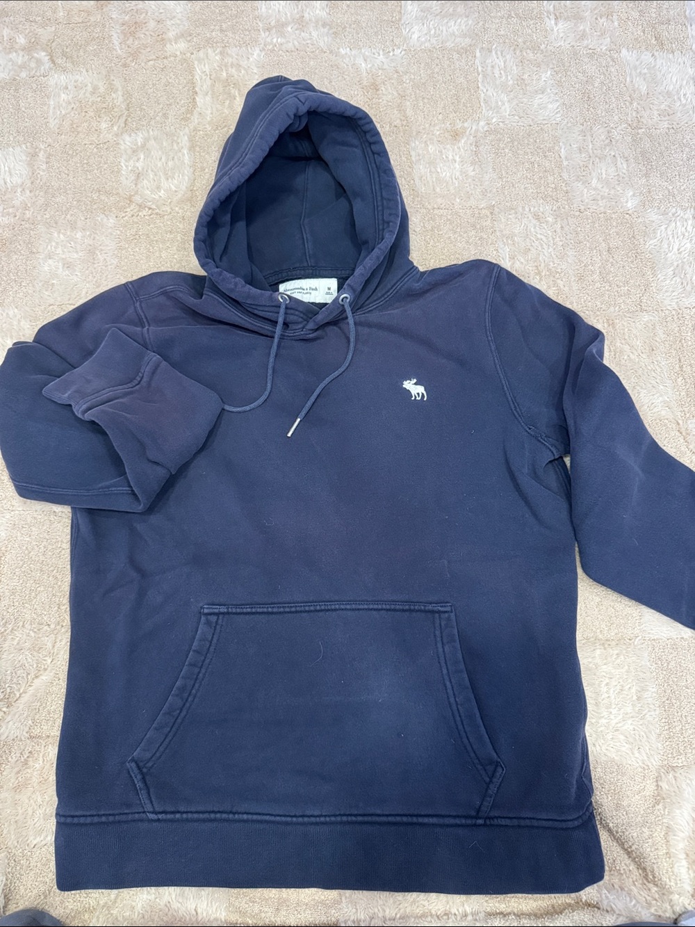 Vintage Abercrombie & Fitch Men's Dark Navy Pullover Hoodie Sweatshirt Medium